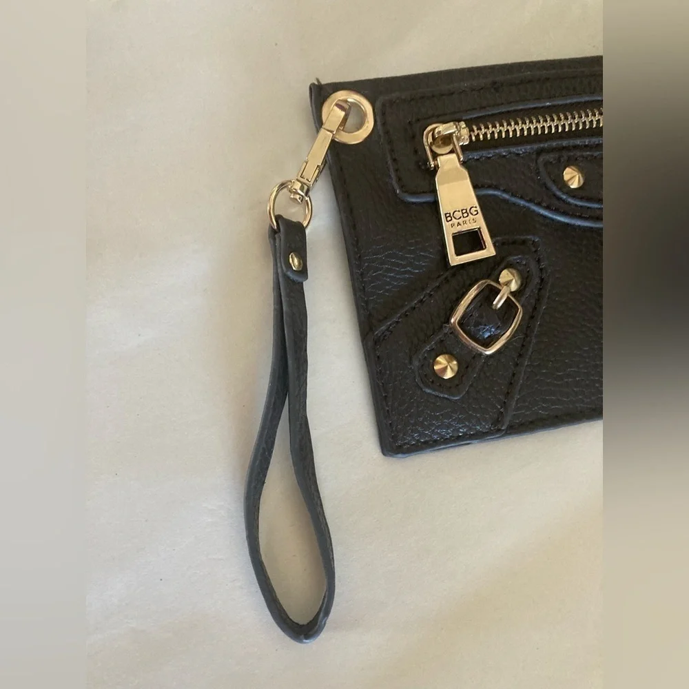 Bcbg Paris pebble leather wristlet clutch